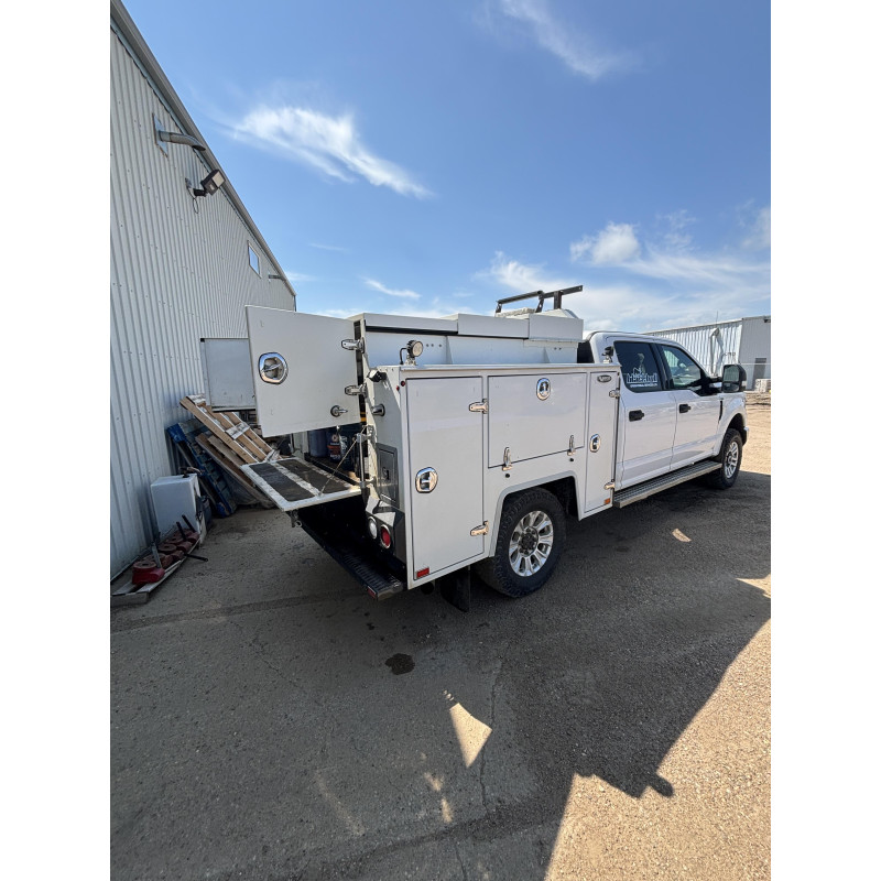 Unit #09 Service truck Unit #09 Service truck